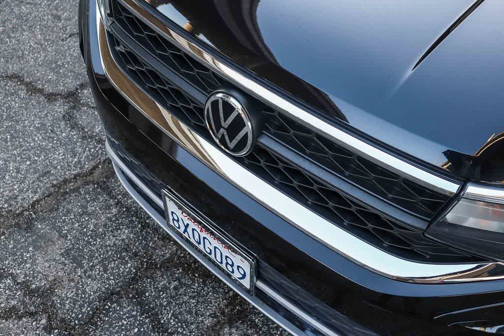 Thumbnail: 2022 Volkswagen Taos - 9