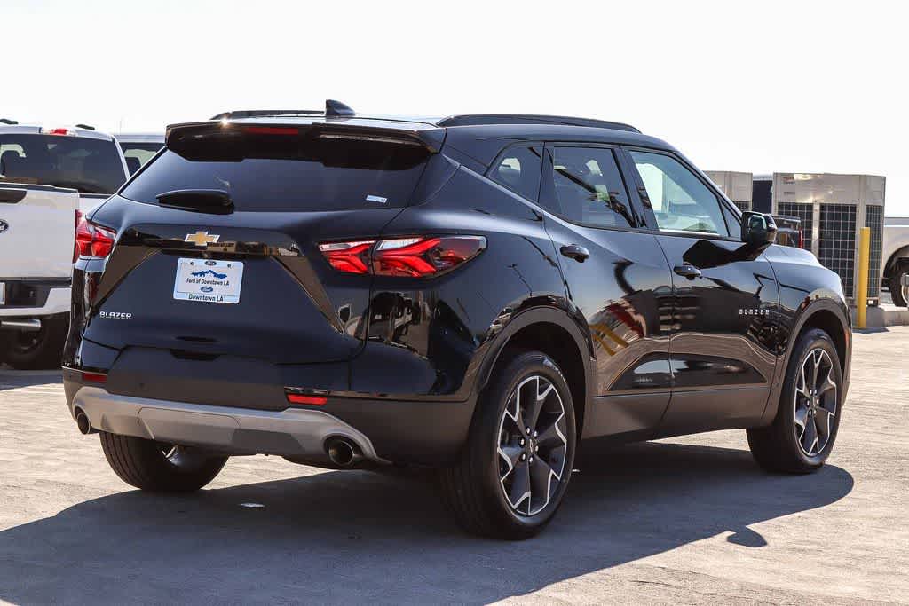 Thumbnail: 2020 Chevrolet Blazer - 4