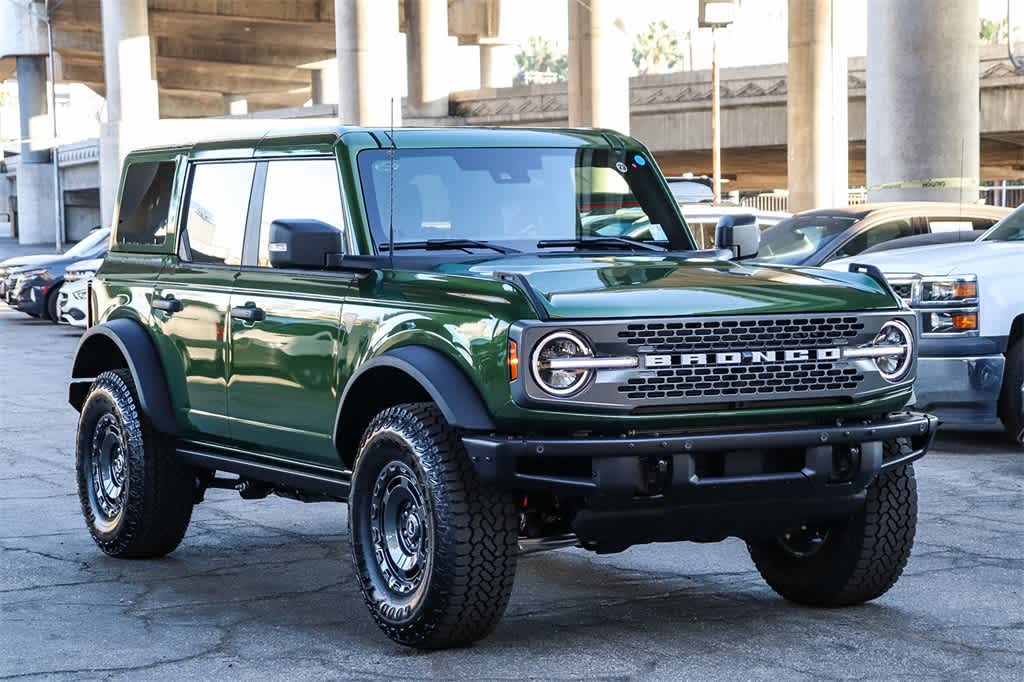 Thumbnail: 2025 Ford Bronco - 3