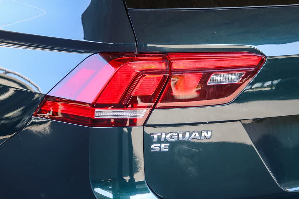Thumbnail: 2019 Volkswagen Tiguan - 9