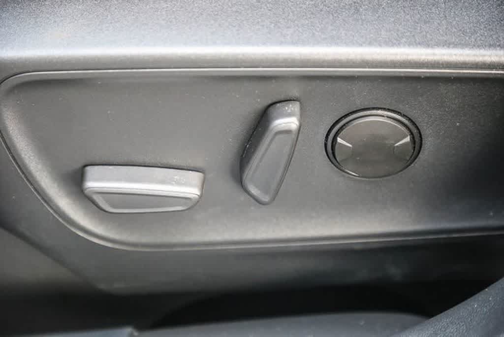 Thumbnail: 2024 Ford Escape - 20