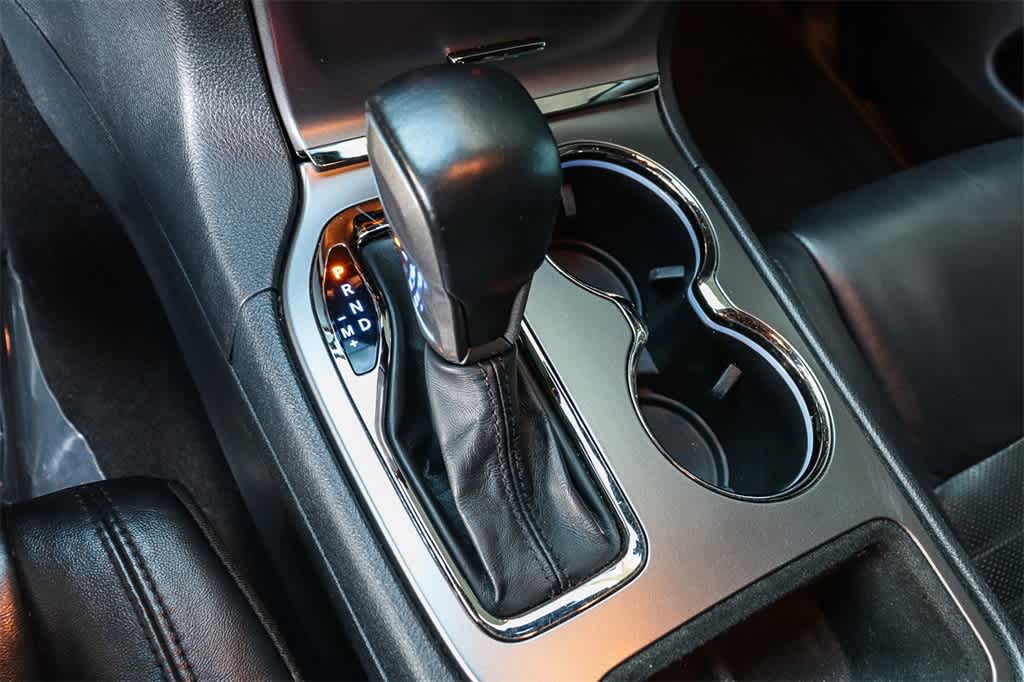 Thumbnail: 2020 Jeep Grand Cherokee - 19