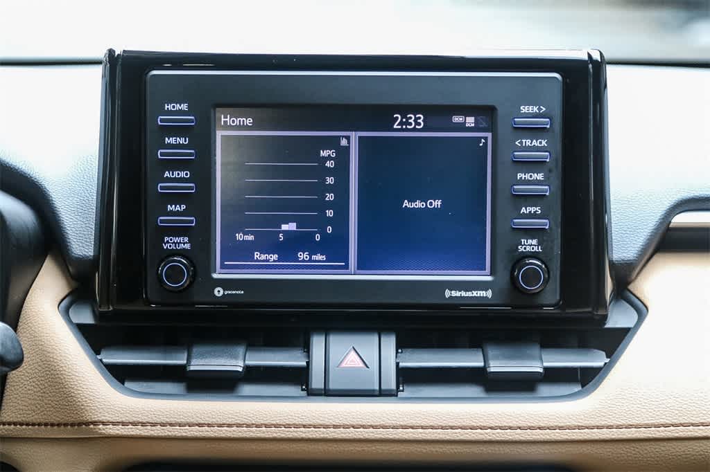 2021 Toyota RAV4 LE 14