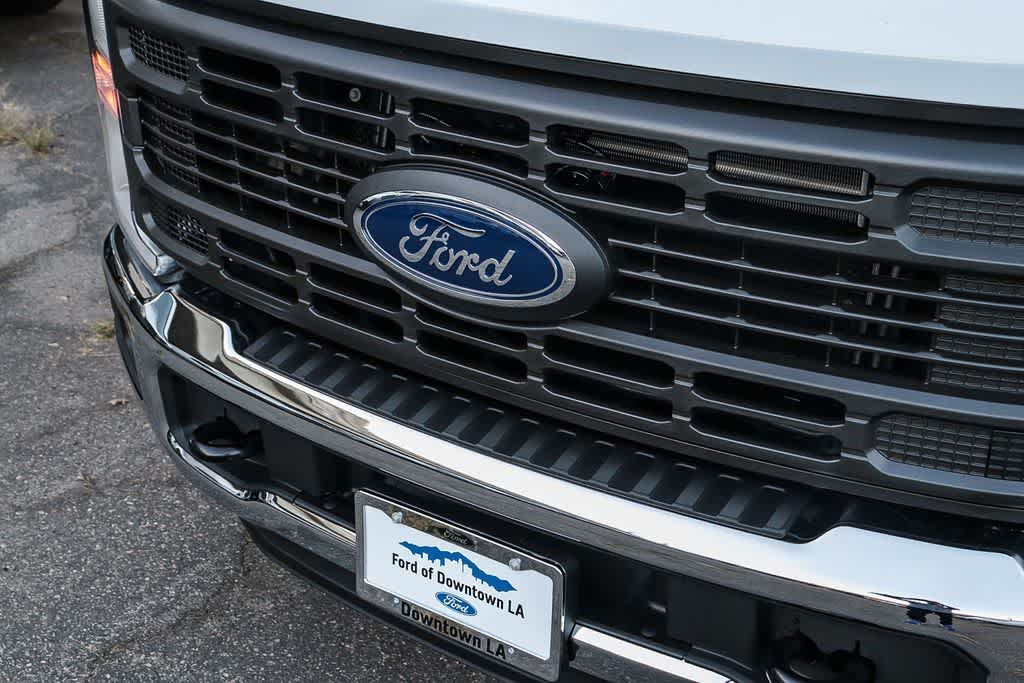 Thumbnail: 2026 Ford F-250 - 5