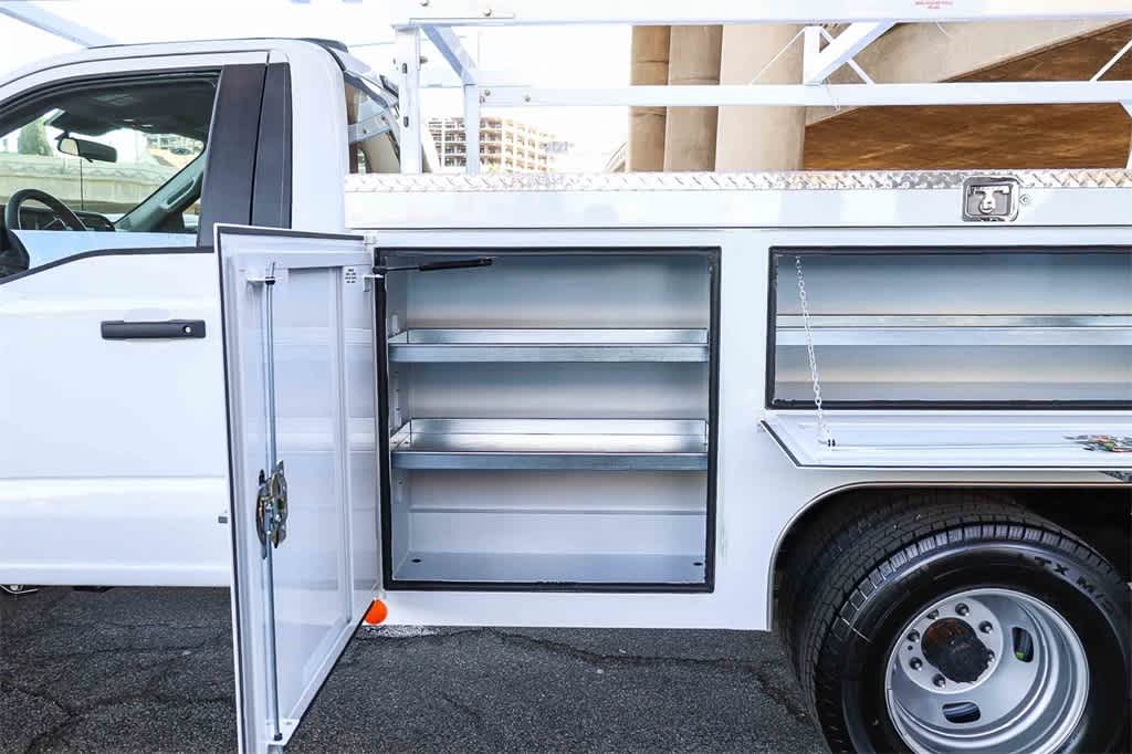 Thumbnail: 2026 Ford F-350 - 34