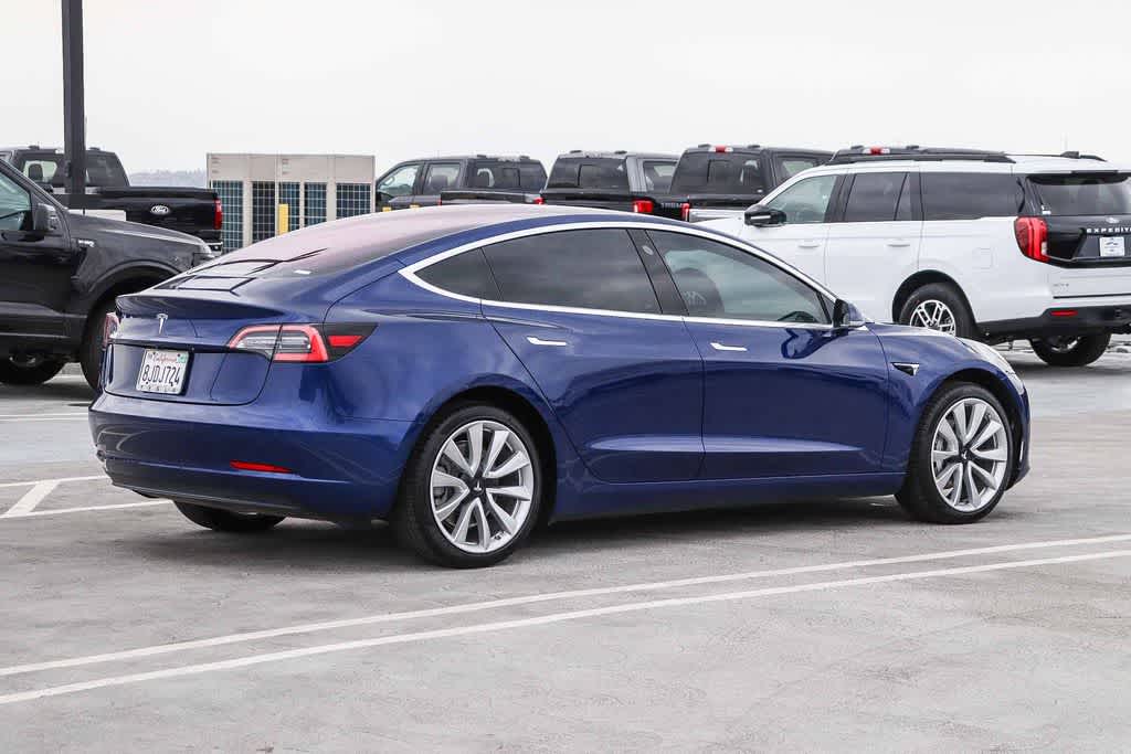 Thumbnail: 2018 Tesla Model 3 - 4