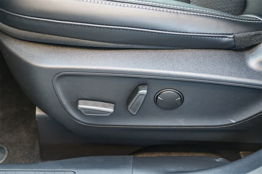 Thumbnail: 2025 Ford Escape - 20