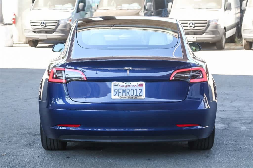 Thumbnail: 2023 Tesla Model 3 - 7