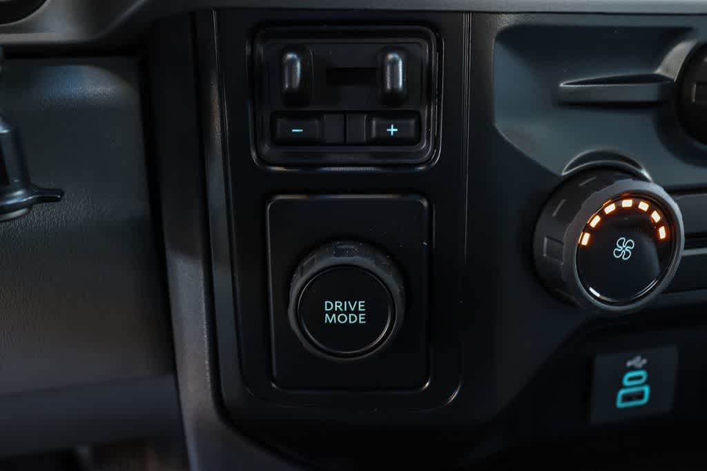 Thumbnail: 2026 Ford F-350 - 27