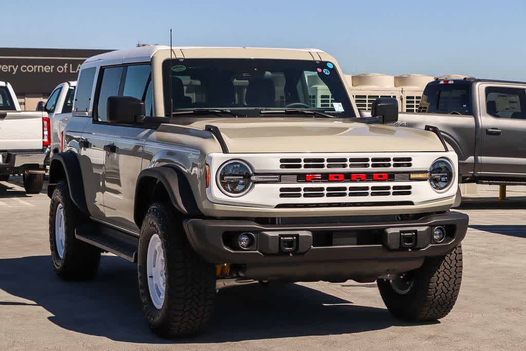 Thumbnail: 2026 Ford Bronco - 3
