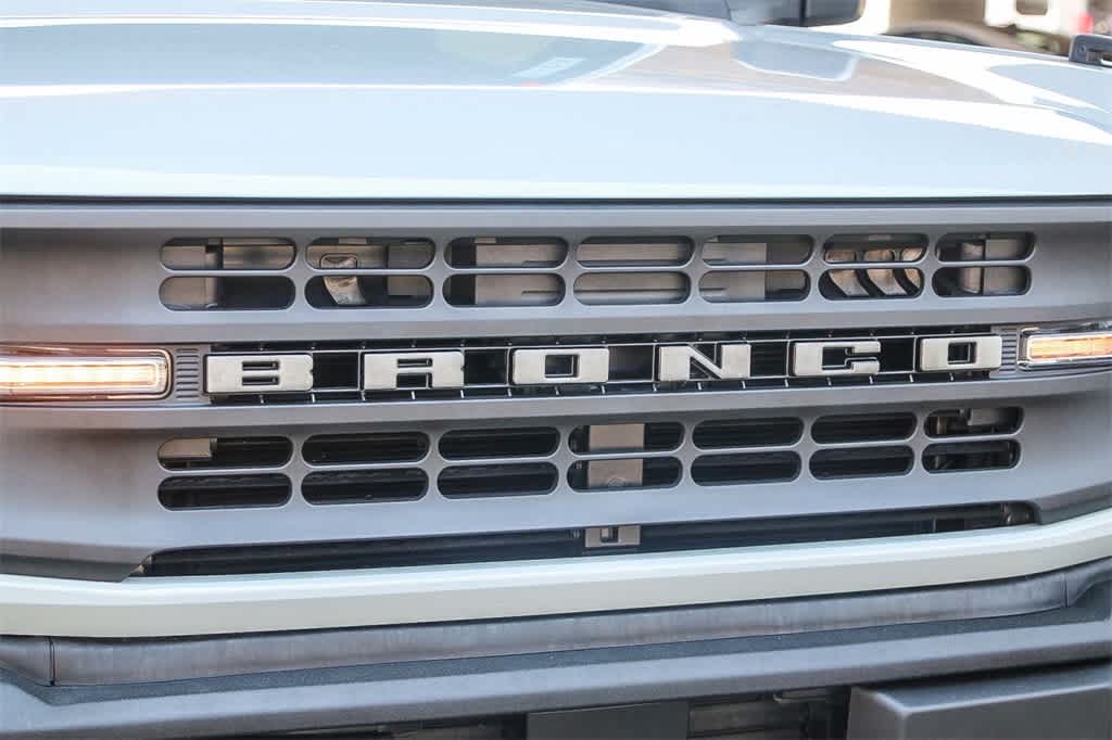 Thumbnail: 2022 Ford Bronco - 5