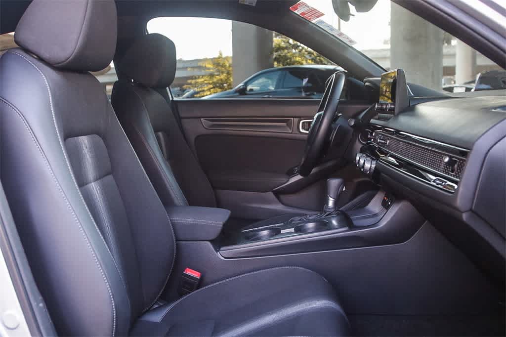 Thumbnail: 2025 Honda Civic - 16