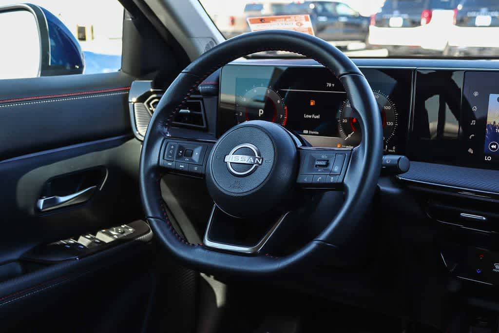 Thumbnail: 2025 Nissan Kicks - 14