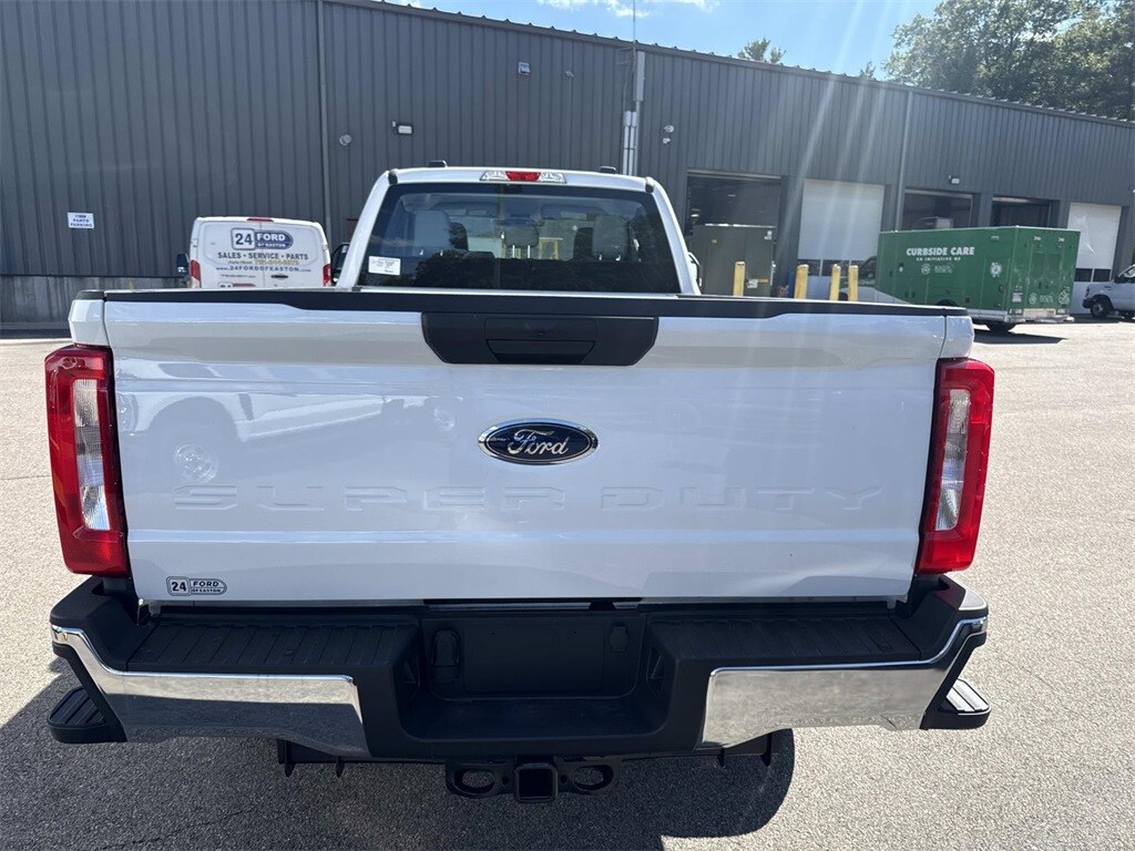 2025 Ford F-350 XL photo 3