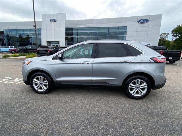 2020 Ford Edge SEL photo 4