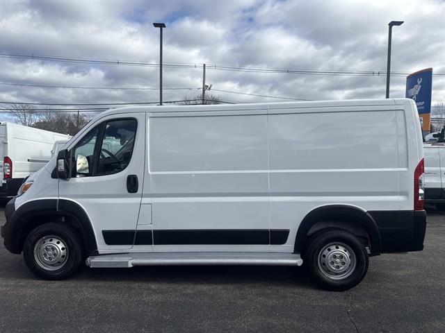 2023 Ram ProMaster 2500 Base Cargo Van photo 2