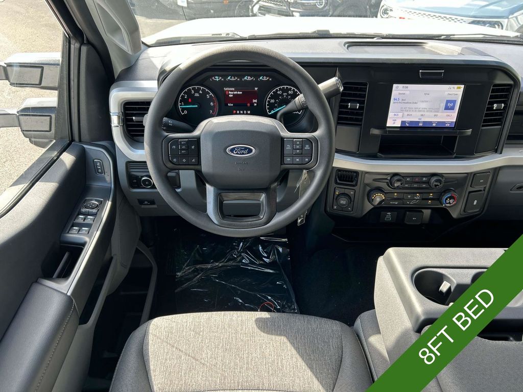 2026 Ford F-350 Super Duty XL - Photo 6