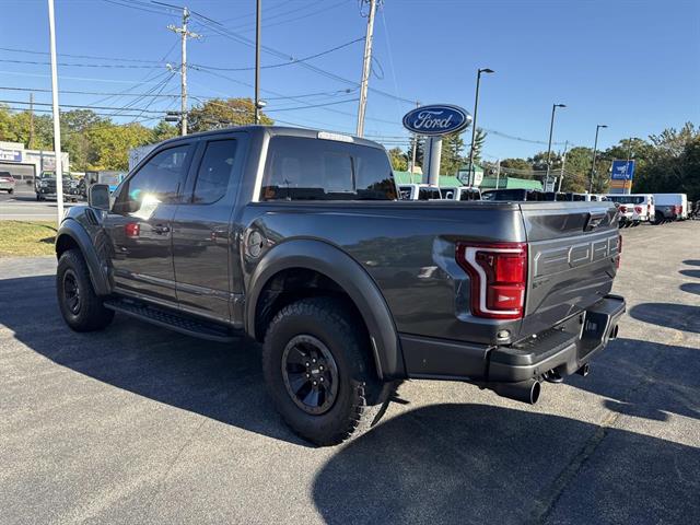 2018 Ford F-150 Raptor photo 3