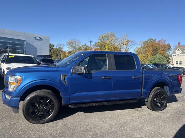 2022 Ford F-150 XL photo 2