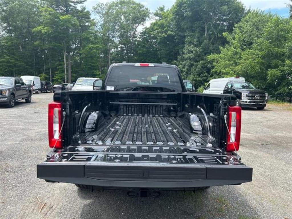 New 2025 Ford Super Duty F-250 XLT TRUCK