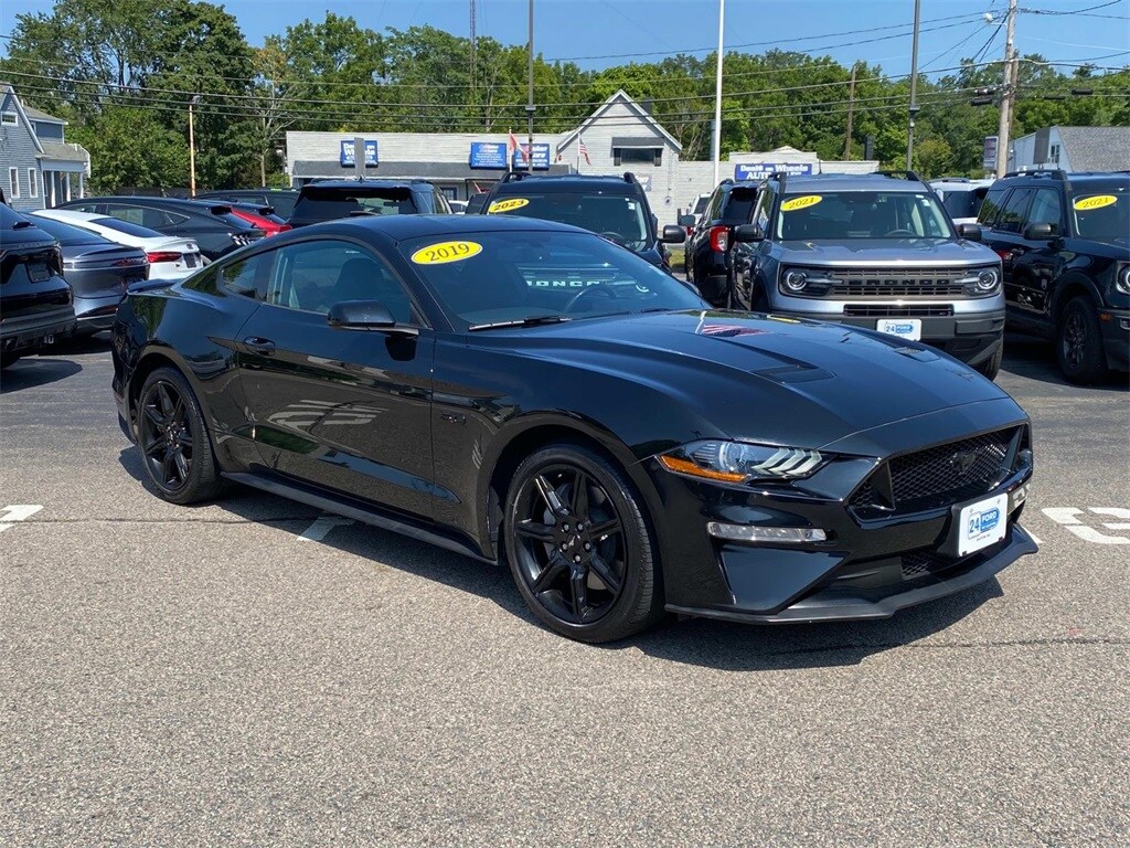 2019 Ford Mustang GT photo 3