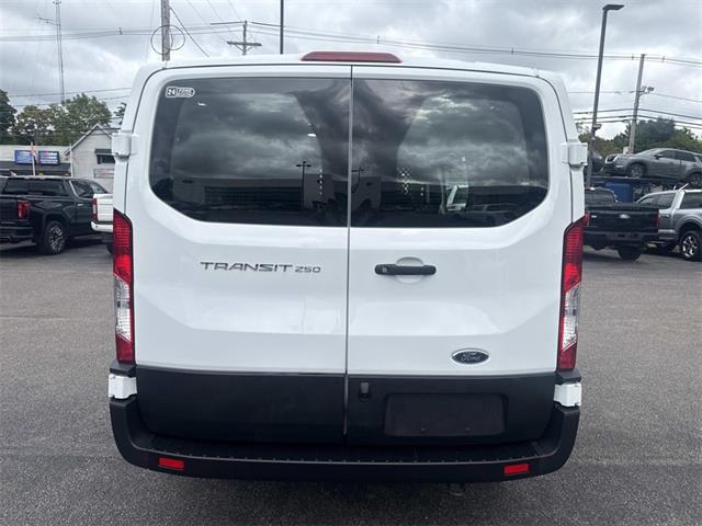 2024 Ford Transit Cargo Van photo 4