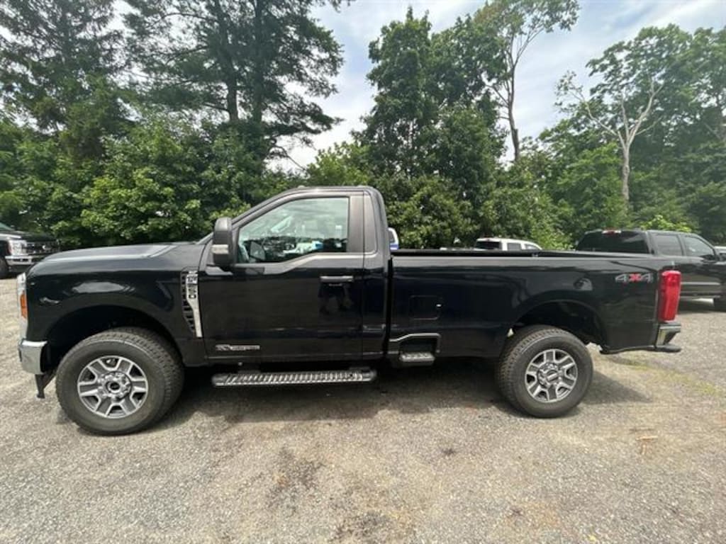 New 2025 Ford Super Duty F-250 XLT TRUCK
