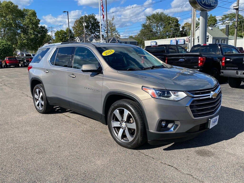 2018 Chevrolet Traverse 3LT photo 3