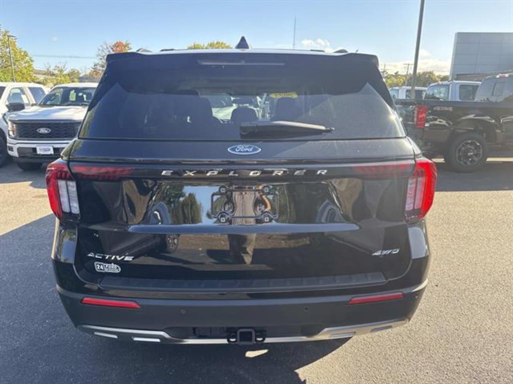 New 2025 Ford Explorer Active SUV