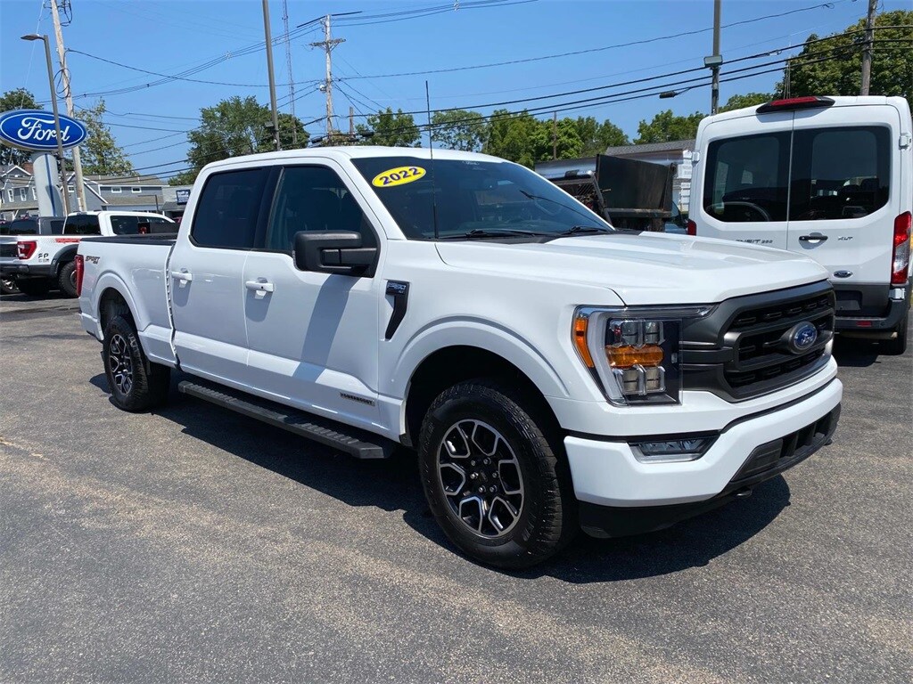 2022 Ford F-150 XLT photo 3