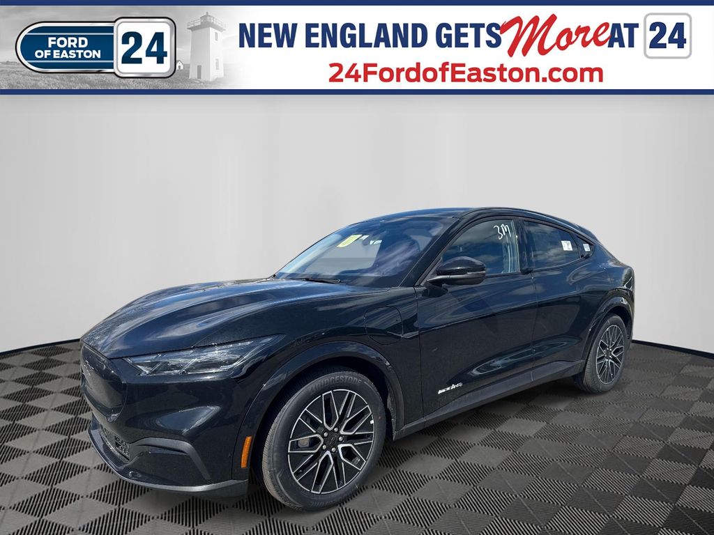 2026 Ford Mustang-Mach-e Premium's photo
