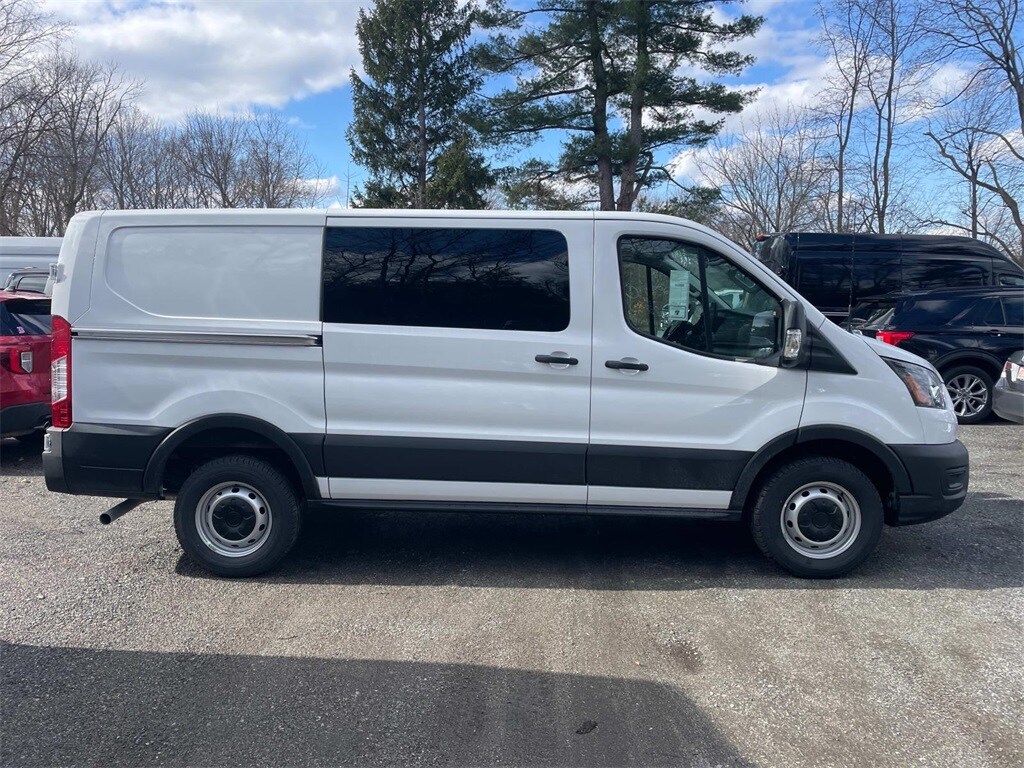 2025 Ford Transit Cargo Van photo 2