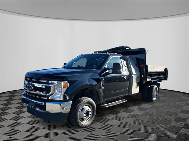 2021 Ford F-350 Super Duty Chassis Cab XL's photo