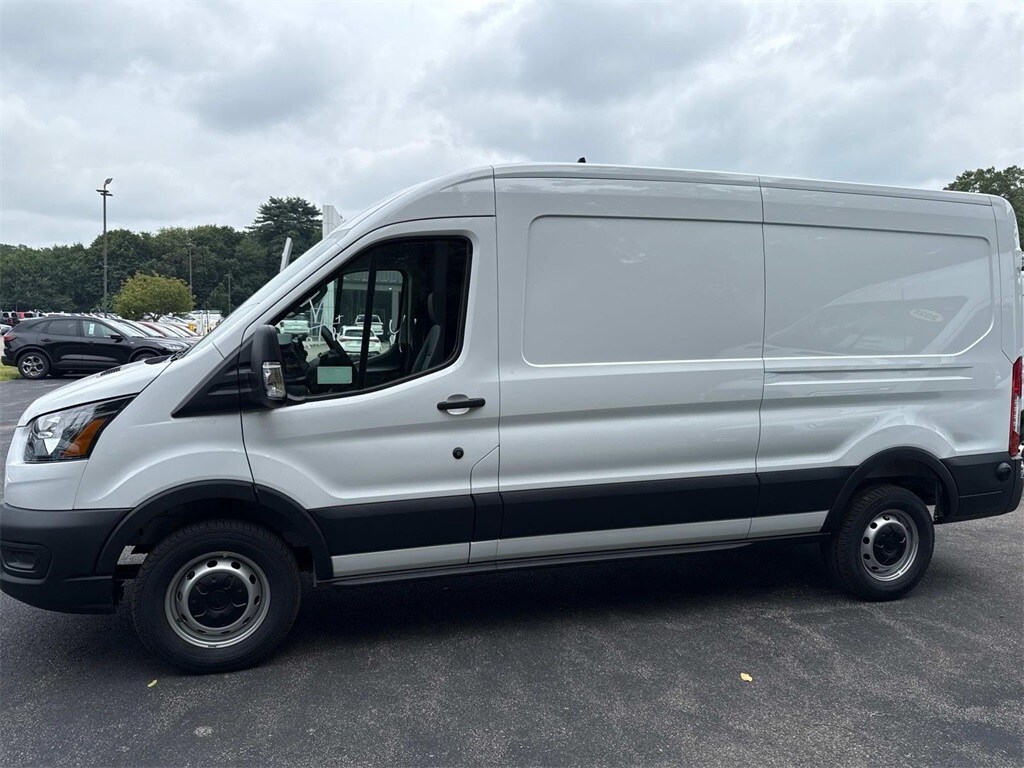 2025 Ford Transit Cargo Van photo 2