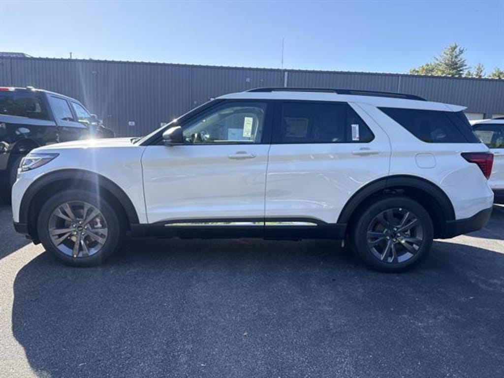 New 2025 Ford Explorer Active SUV