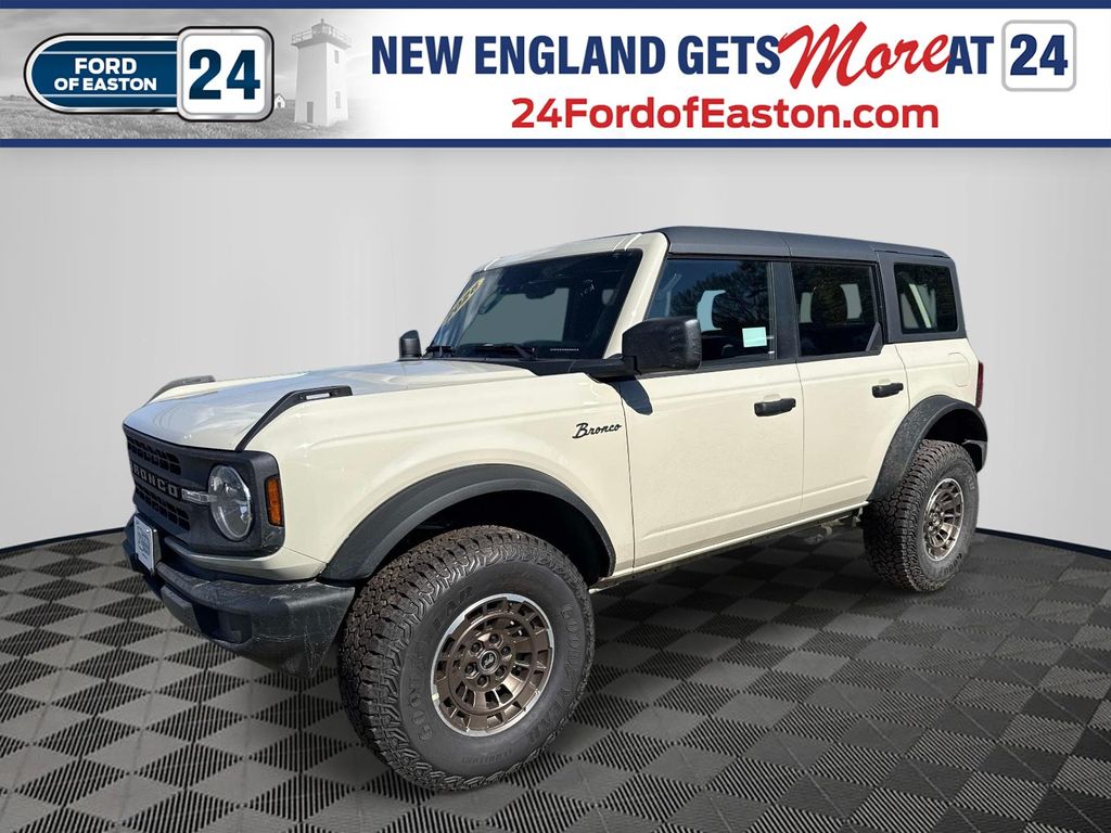 2026 Ford Bronco Base 4x4's photo