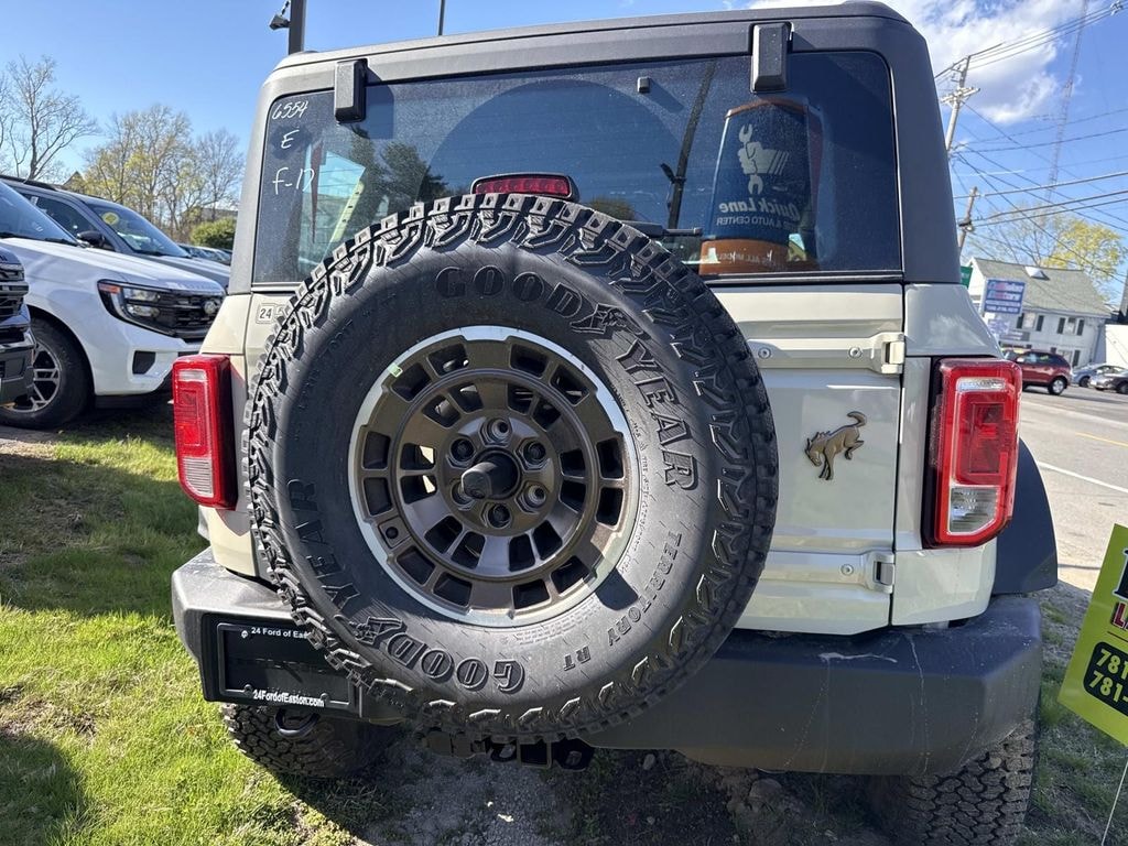 New 2026 Ford Bronco Base SUV