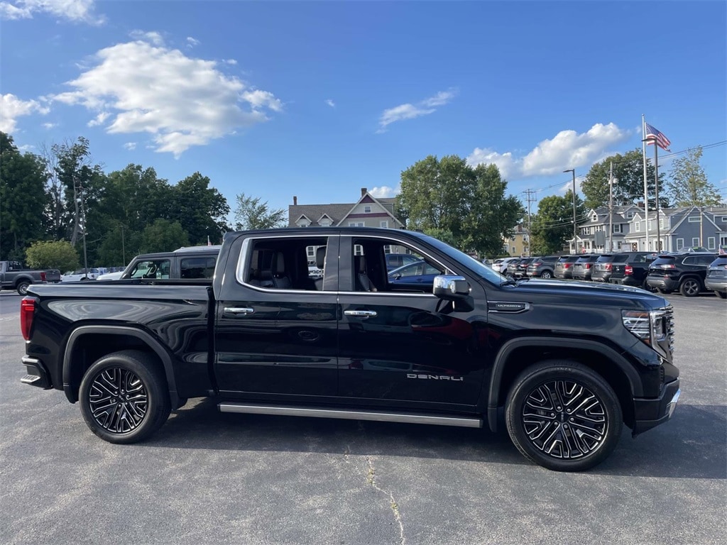 Used 2022 GMC Sierra 1500 Denali Denali Ultimate with VIN 1GTUUHET4NZ625334 for sale in South Easton, MA