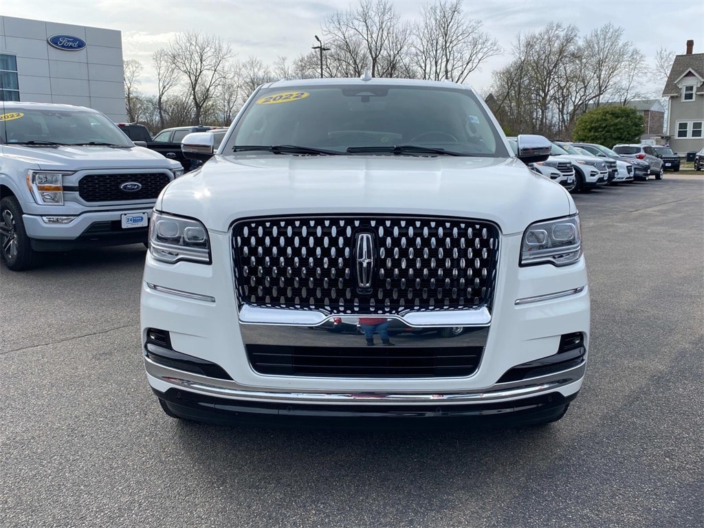 Used 2022 Lincoln Navigator Black Label with VIN 5LMJJ2TT8NEL00195 for sale in South Easton, MA