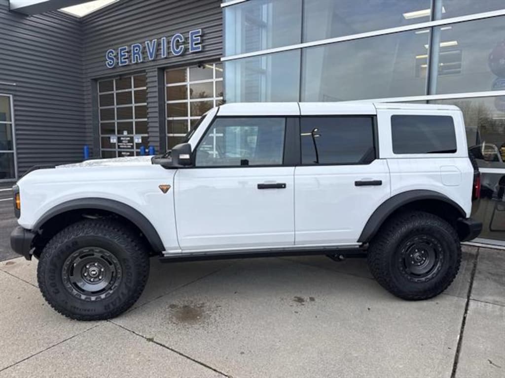 New 2025 Ford Bronco Badlands SUV