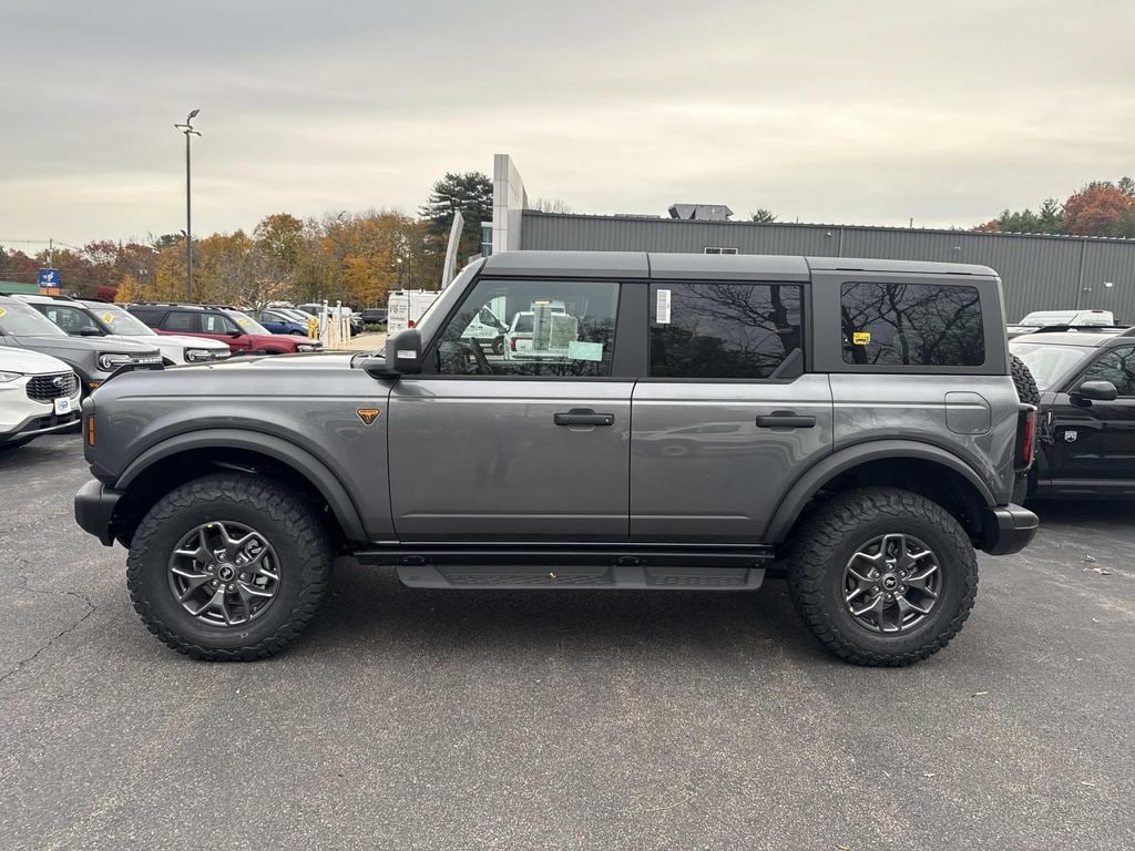 New 2025 Ford Bronco Badlands SUV