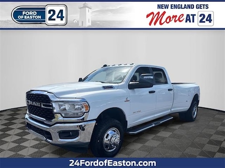 2024 Ram 3500 Big Horn Crew Cab Long Bed Truck