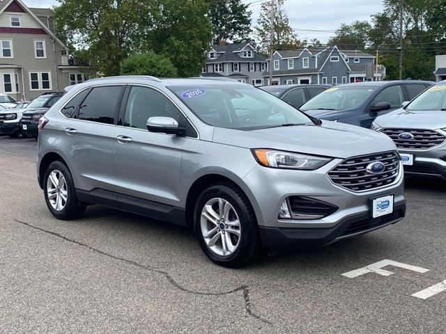 2020 Ford Edge SEL photo 3