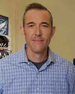 Staff member Dan Beakey from ID_42defb9d7701