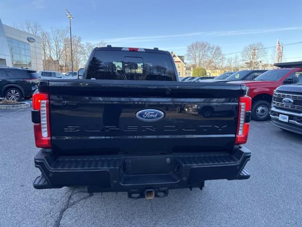 Used 2023 Ford F-250 XLT Crew Cab Truck