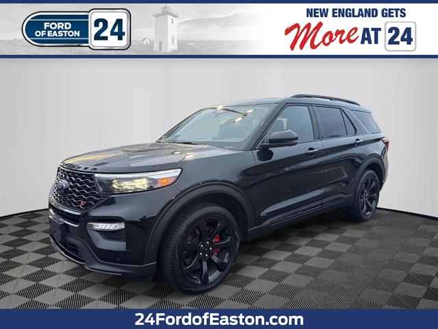 2022 Ford Explorer ST's photo