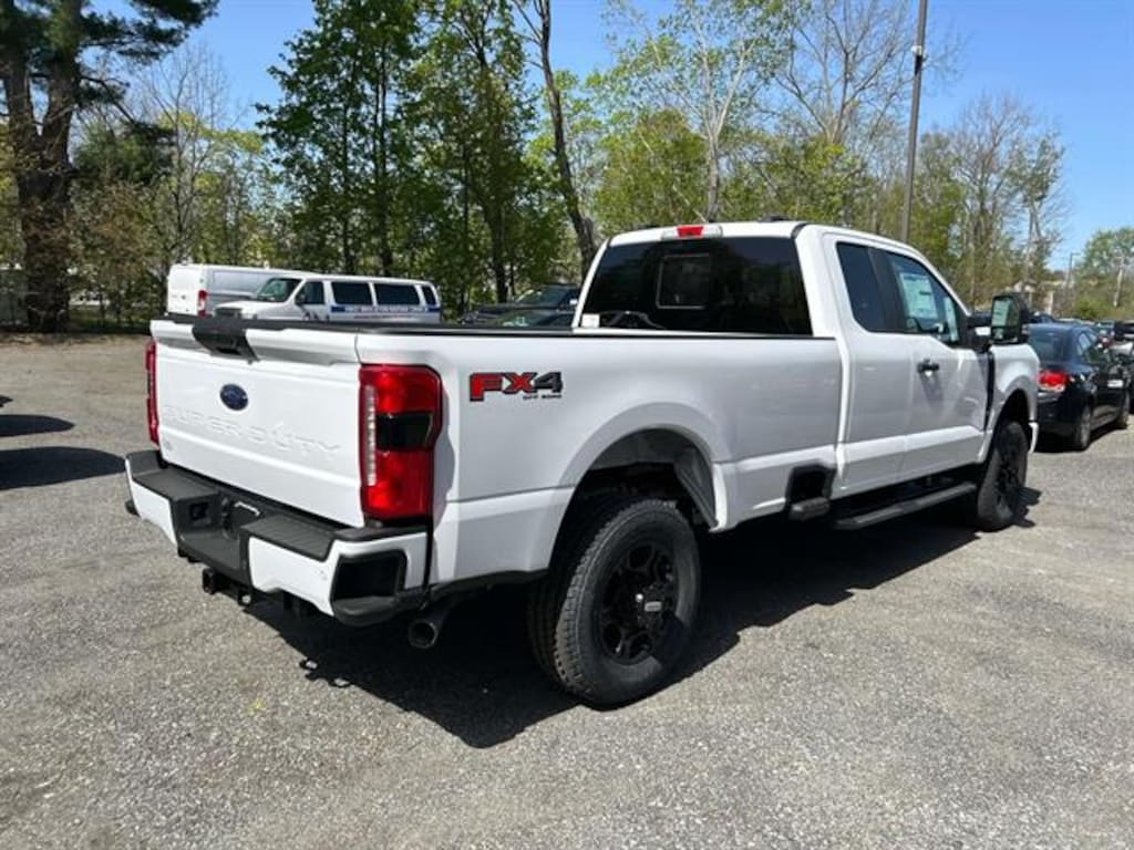 New 2025 Ford Super Duty F-350 XL TRUCK