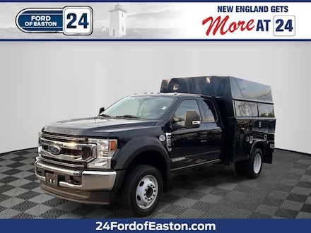 2022 Ford F-450 Chassis Cab XLT Chassis Truck