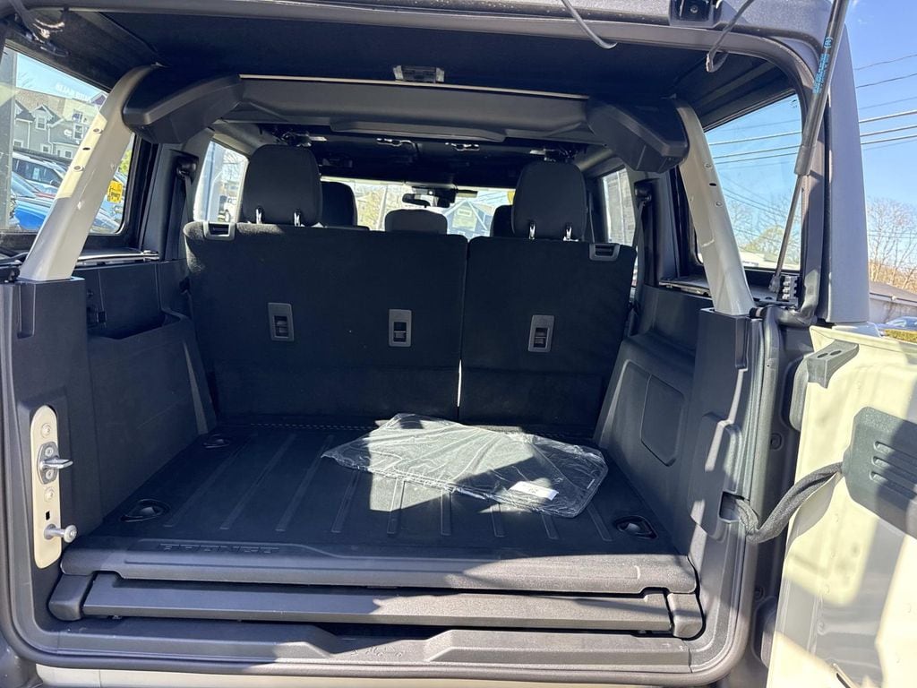 New 2026 Ford Bronco Base SUV