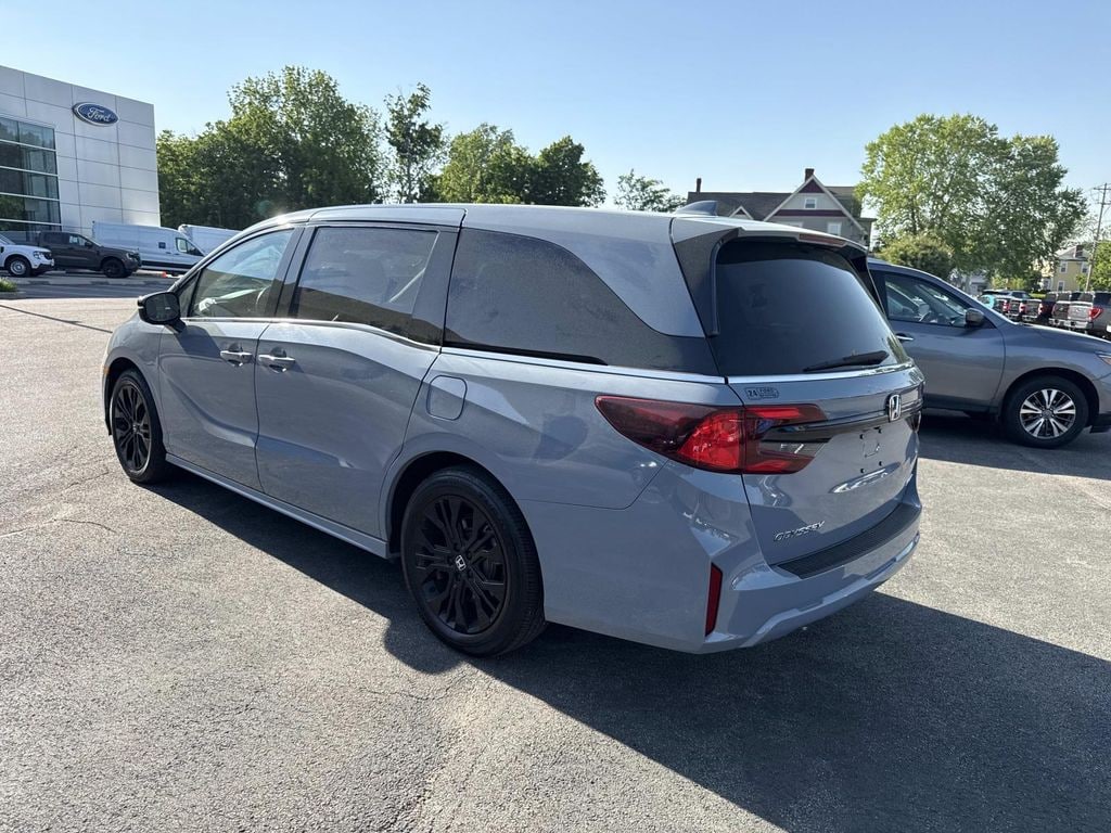 Used 2025 Honda Odyssey Sport-L Passenger Van